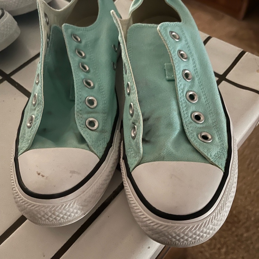 Size 9 - Picture 2 of 3